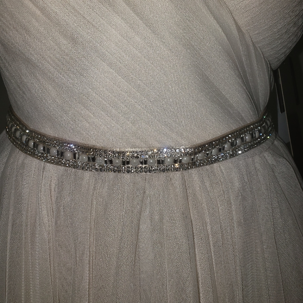 New Light Champagne Layered Dress size 9 - Picture 4 of 8